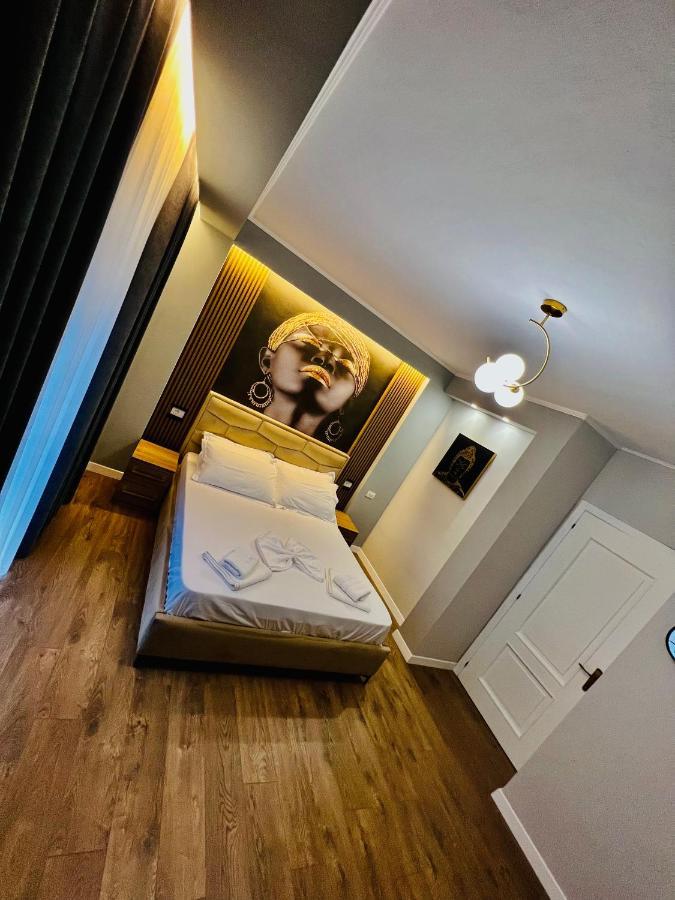 Luxury Apartaments Tirana Buitenkant foto