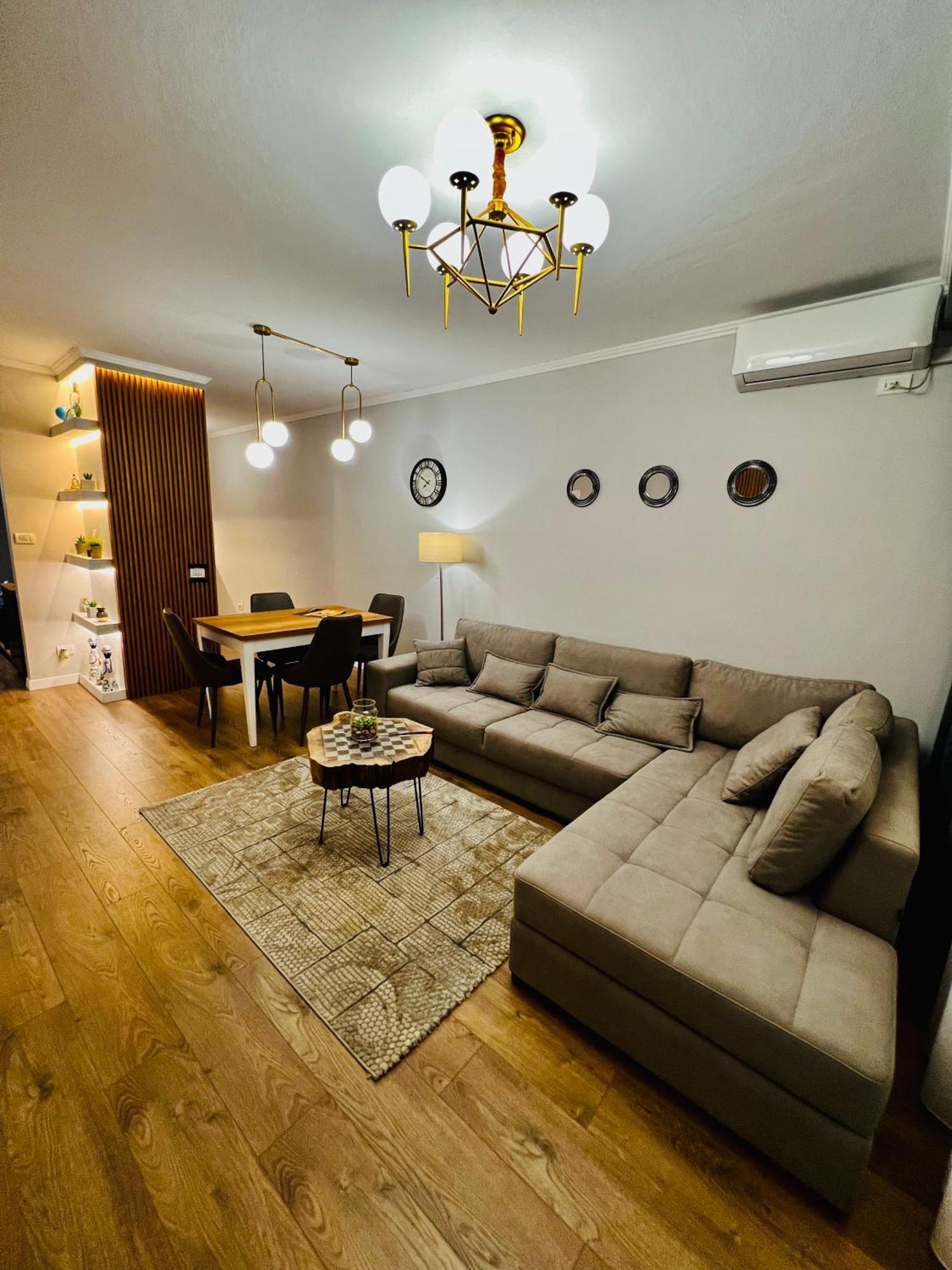 Luxury Apartaments Tirana Buitenkant foto