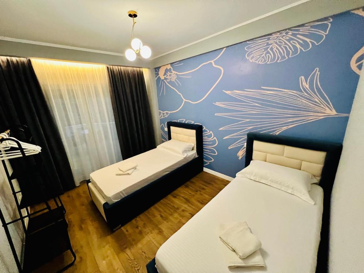 Luxury Apartaments Tirana Buitenkant foto