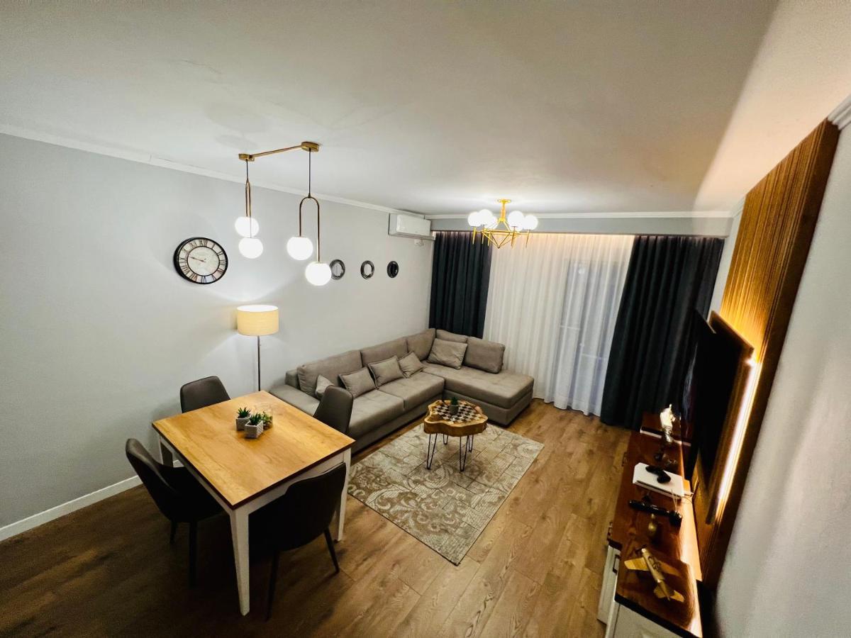 Luxury Apartaments Tirana Buitenkant foto