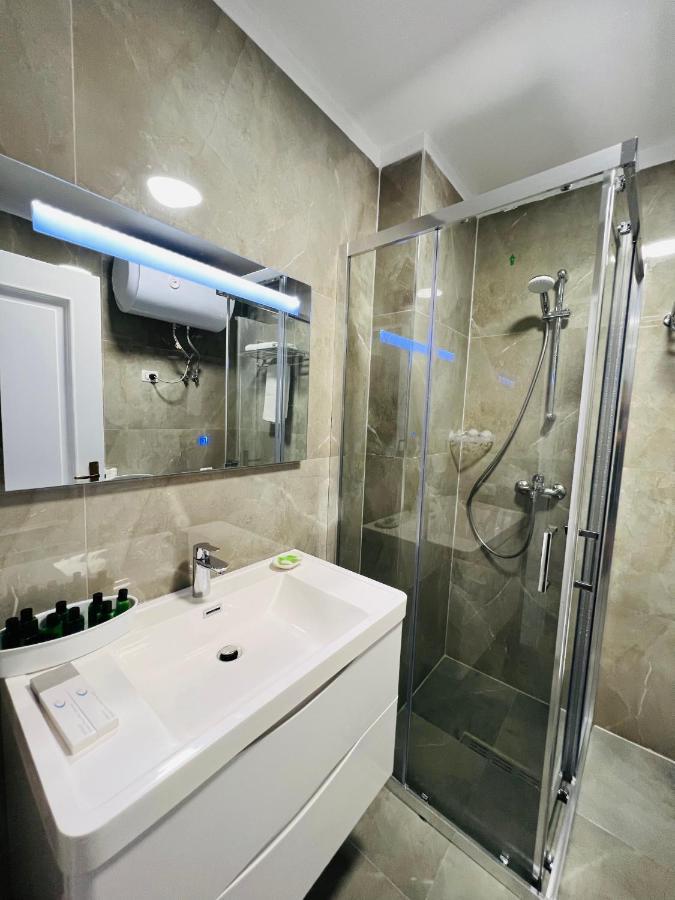 Luxury Apartaments Tirana Buitenkant foto