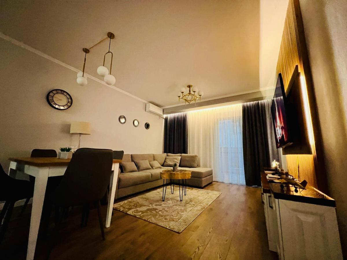 Luxury Apartaments Tirana Buitenkant foto